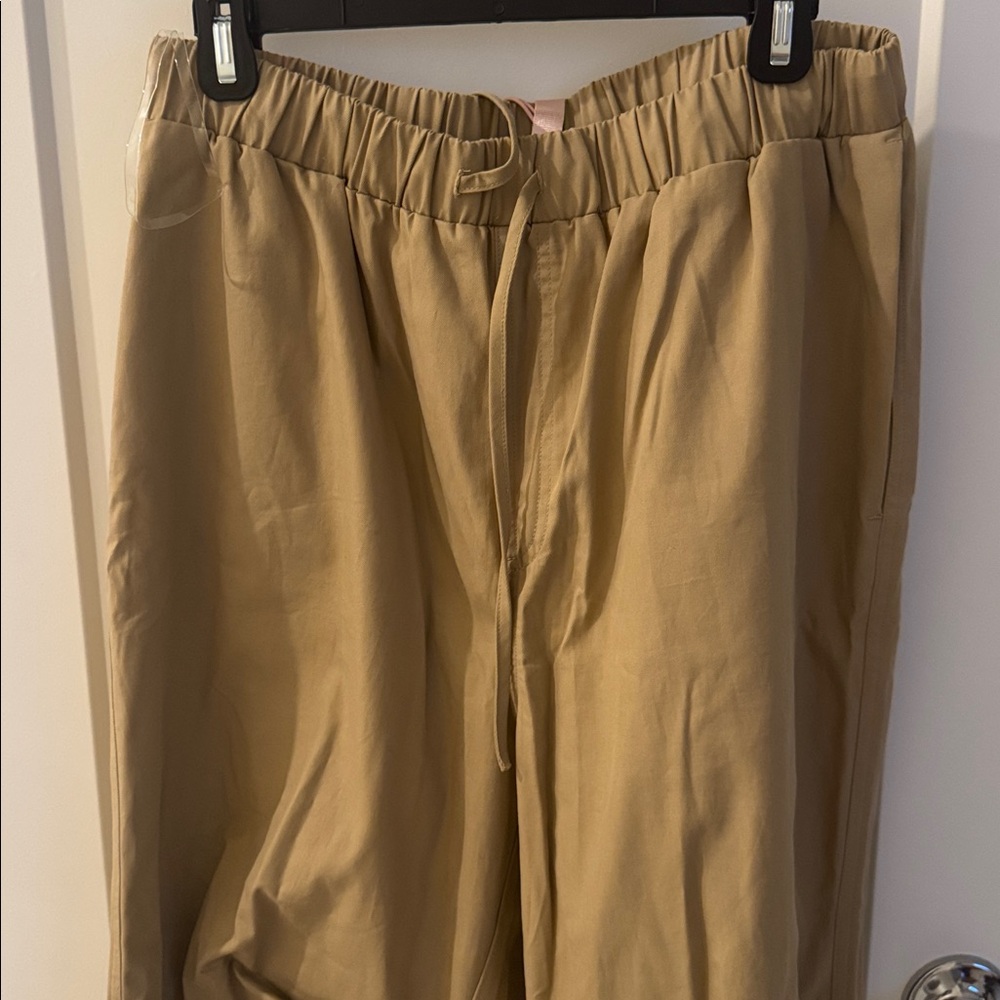 NWT House of CB Luna Drawstring Pants in Camel - Picture 3 of 6
